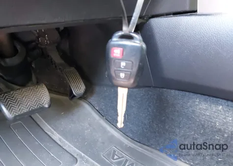 2015 Toyota Rav4 Xle from USA, damaged, VIN 2T3RFREV2FW239729